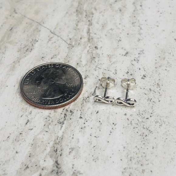 925 Sterling Silver Infinity Stud Earrings - Picture 9 of 10